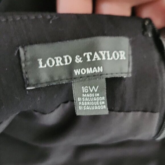 LORD & TAYLOR | Stretchable skirt pencil black sz 16W - Picture 3 of 4